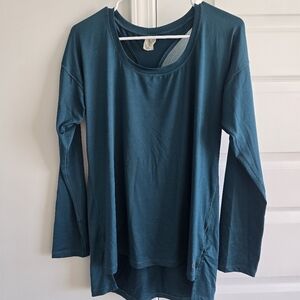 Calla Brand Teal Long Sleeve, Open Back Active Top